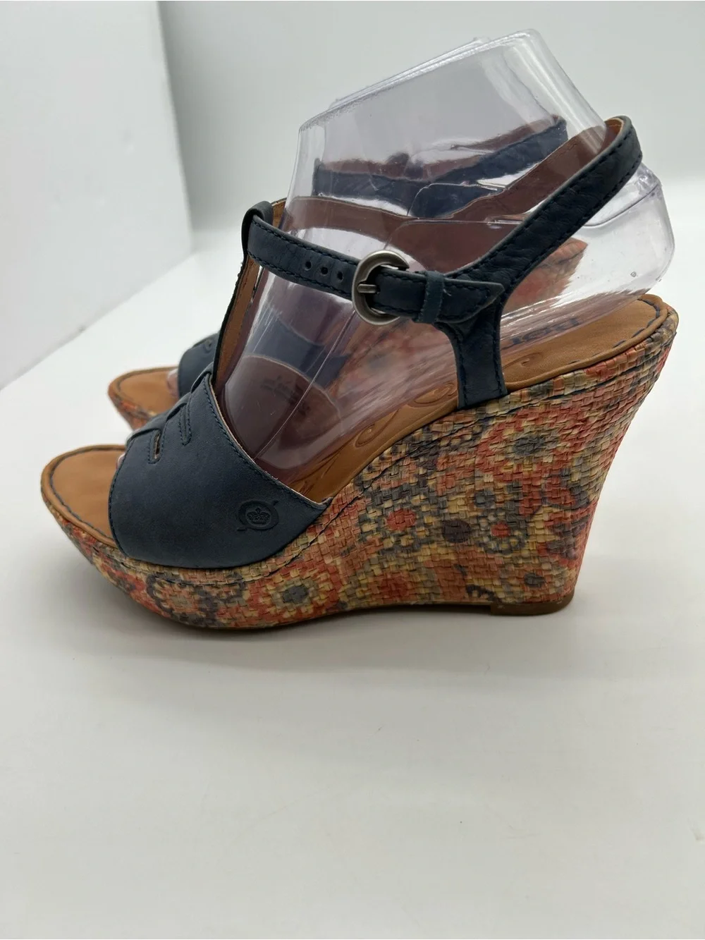 Born Rebecca Navy Leather T strap Wedge Sandals size 8